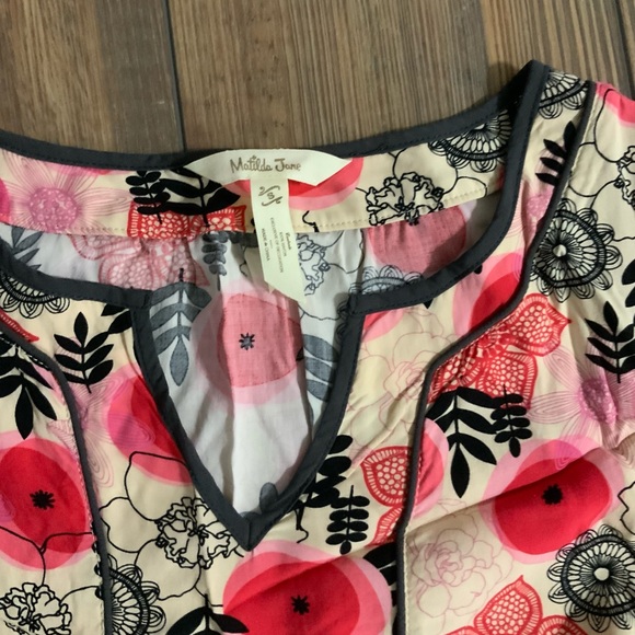 Matilda Jane Mistletoe Magic top. Never worn. 😐 - Picture 4 of 4